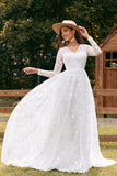 Ivoire A-ligne V-Neck Dentelle Sweep Train Robe de mariée avec manches