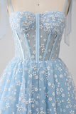 Robe de bal corset bleu ciel à bretelles spaghetti A-ligne