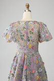Robe de bal mauve / robe de bal brodée princesse à manches courtes