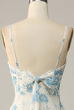 Robe de demoiselle d'honneur longue à fleurs bleues à bretelles spaghetti