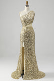Robe de bal à paillettes à franges à une épaule dorée avec fente