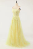 Robe de bal à bretelles spaghetti jaunes avec appliques