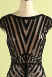 Robe sirène noire et rose des années 20 à paillettes