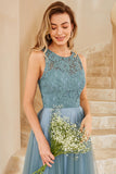 Robe de demoiselle d’honneur en tulle bleu gris avec dentelle