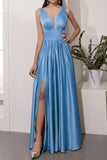 Robe de bal longue en satin champagne avec fente